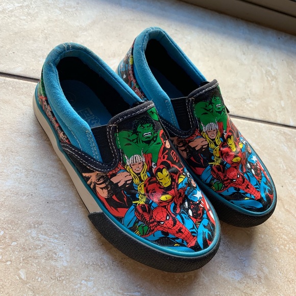 marvel slip on shoes